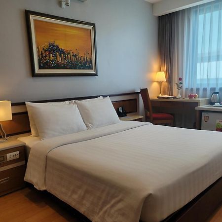 Luxeden Hotel Hanoi Buitenkant foto