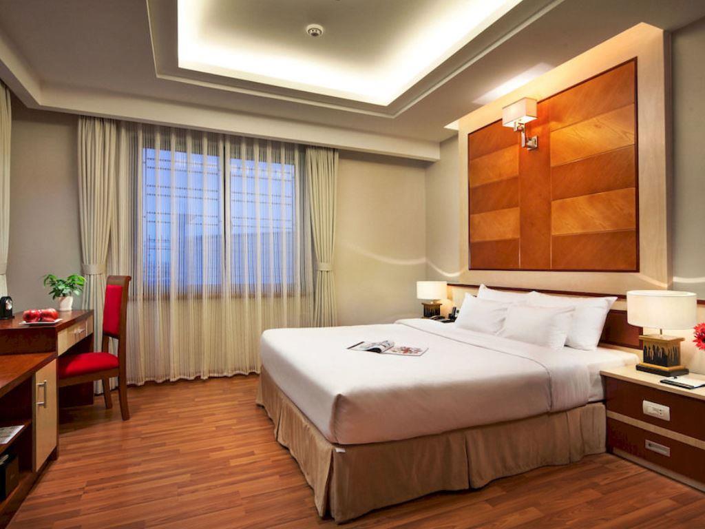 Luxeden Hotel Hanoi Buitenkant foto