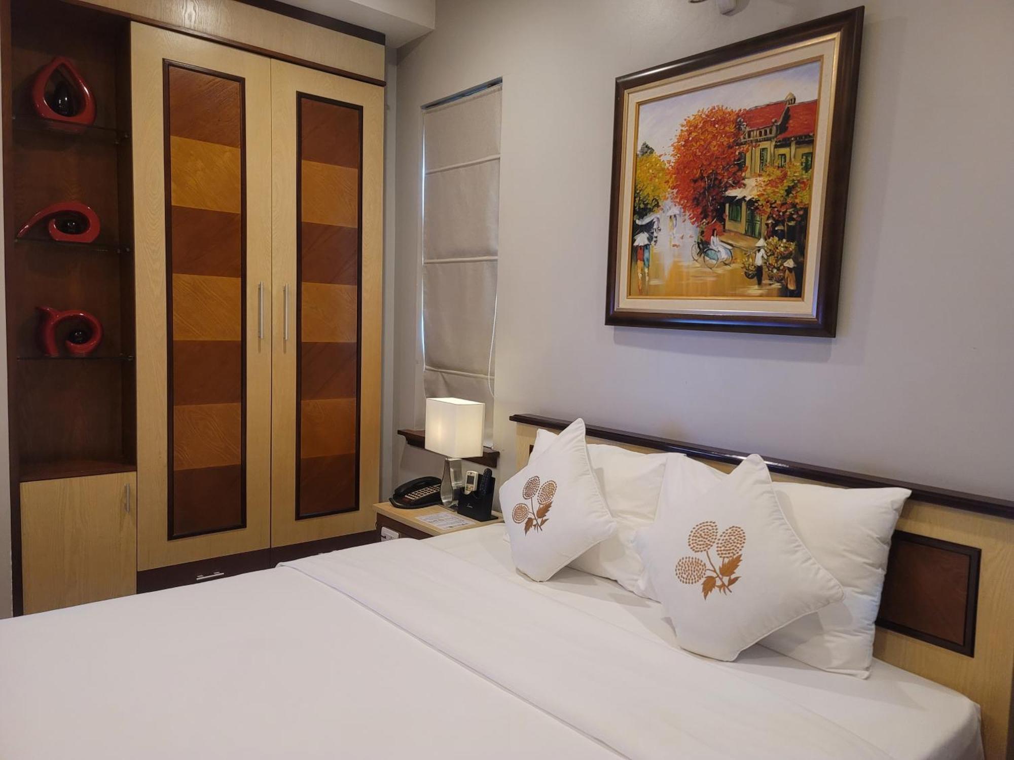 Luxeden Hotel Hanoi Buitenkant foto