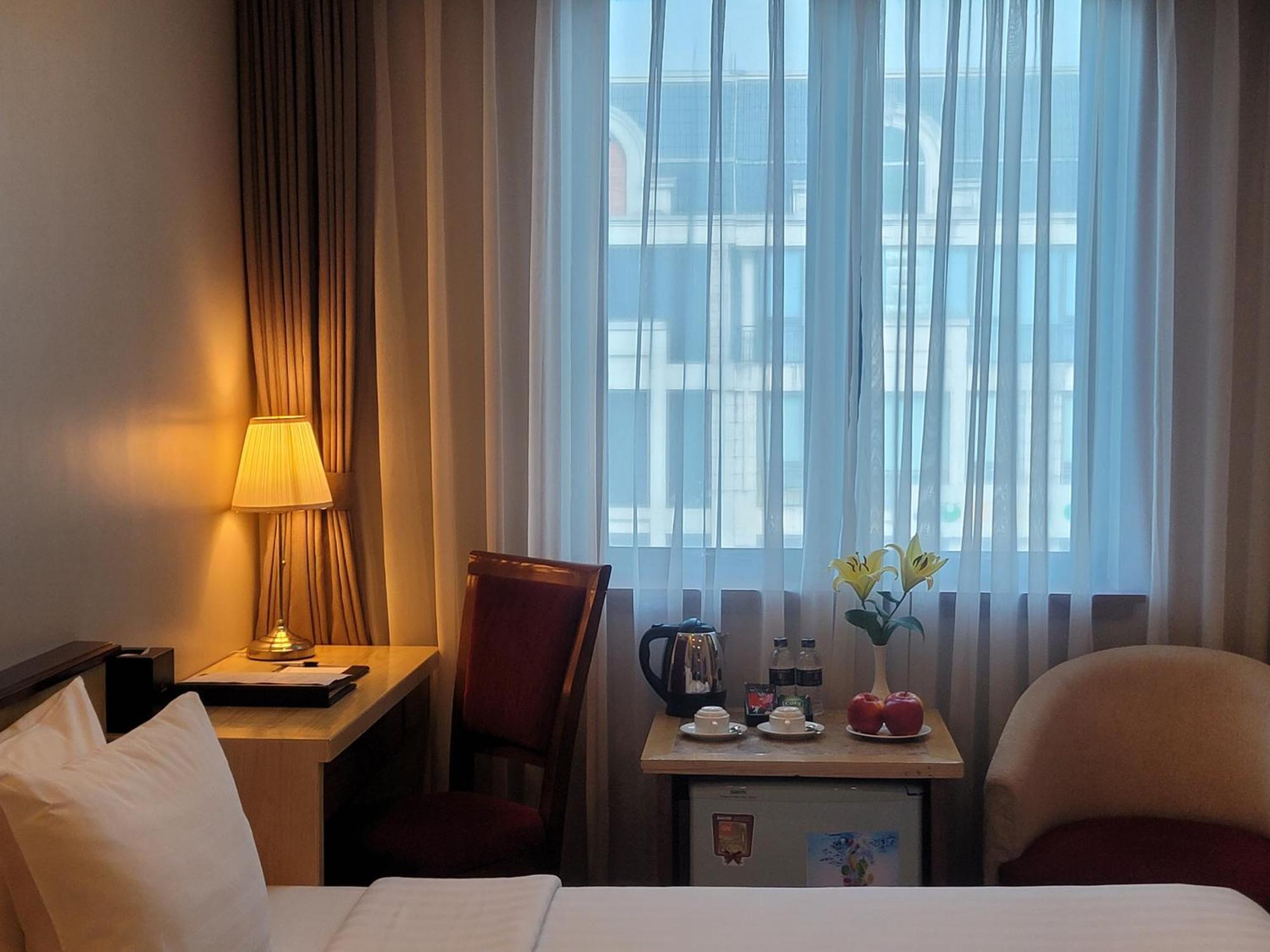 Luxeden Hotel Hanoi Buitenkant foto