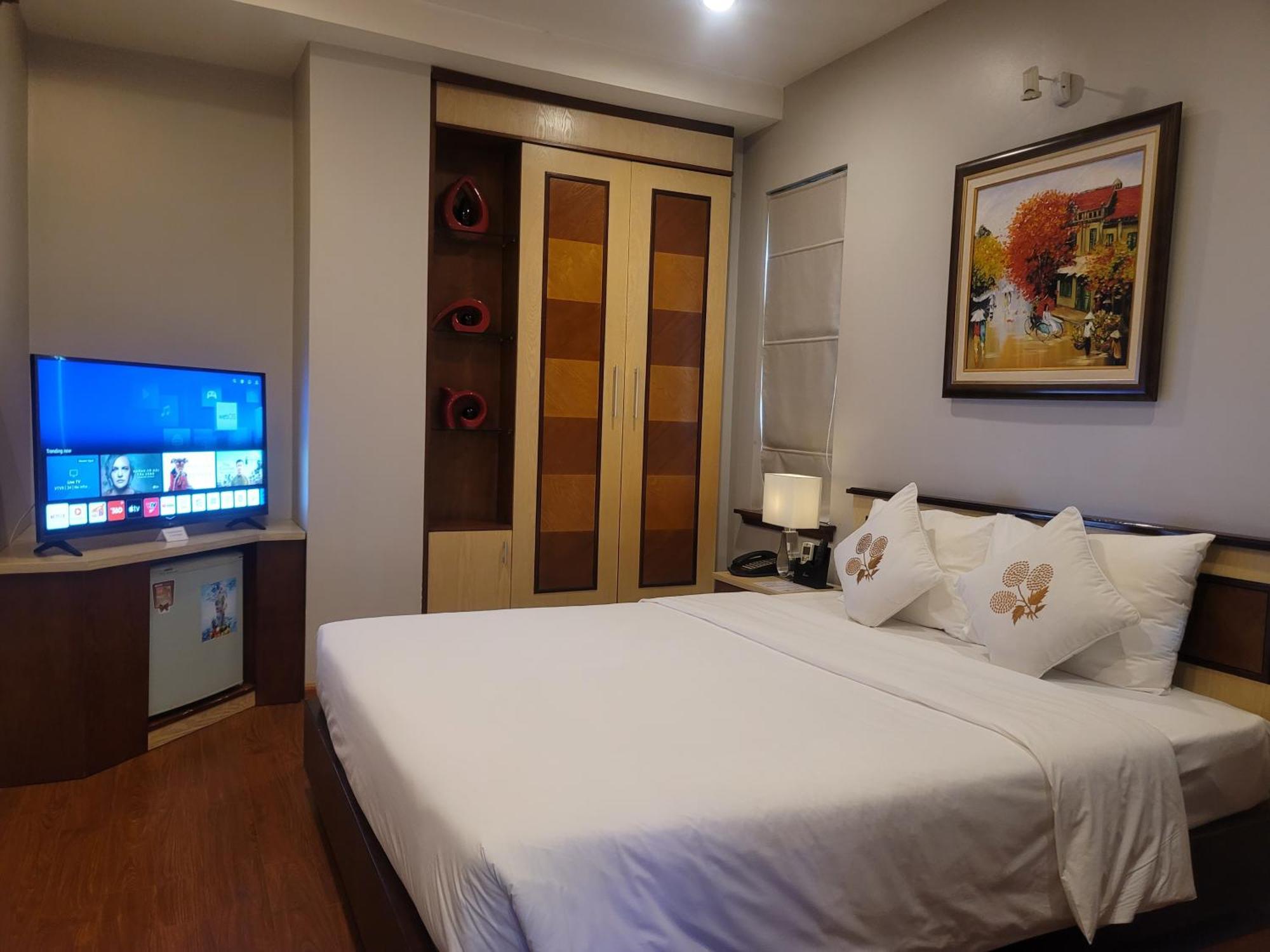 Luxeden Hotel Hanoi Buitenkant foto