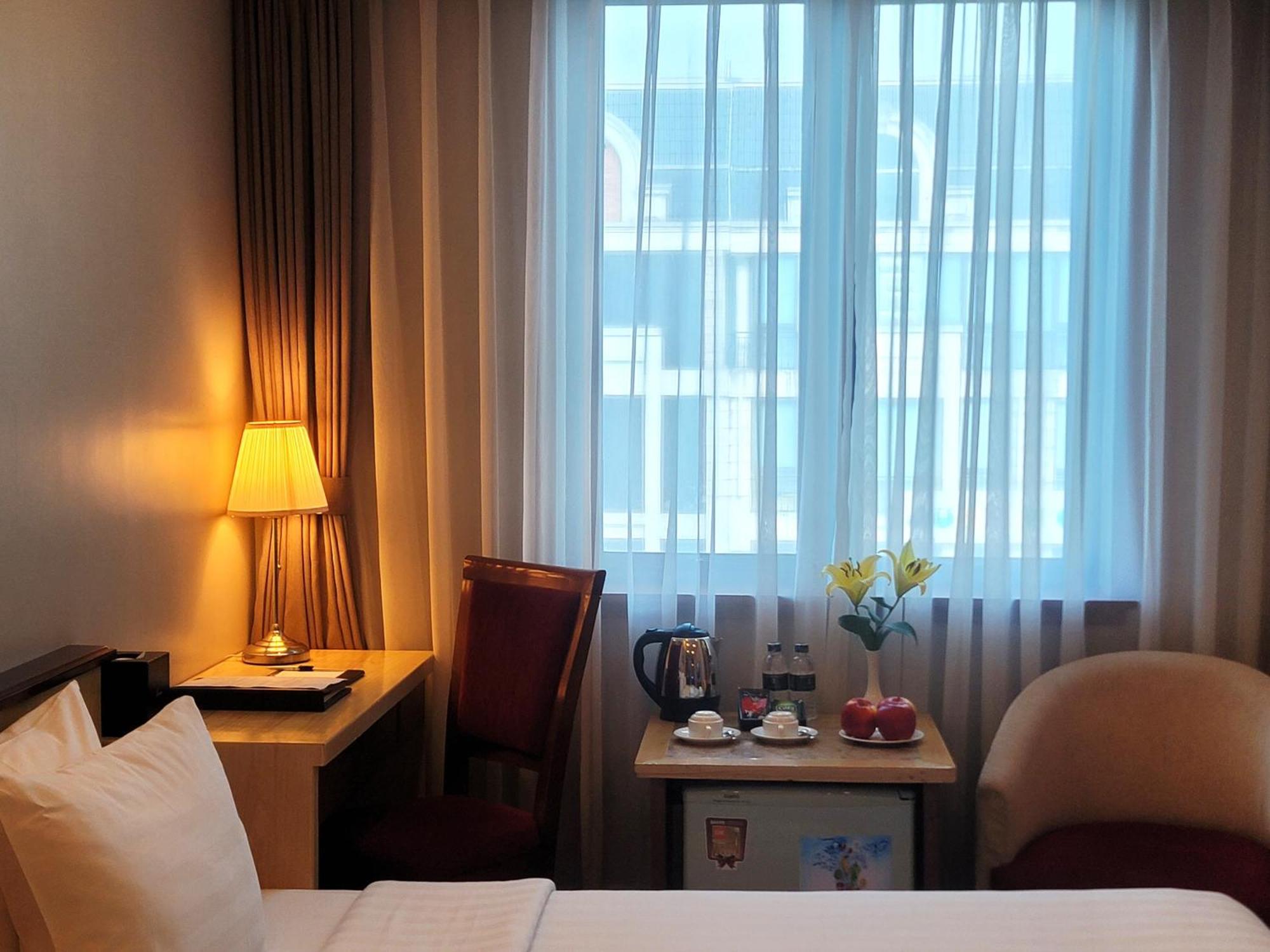 Luxeden Hotel Hanoi Buitenkant foto