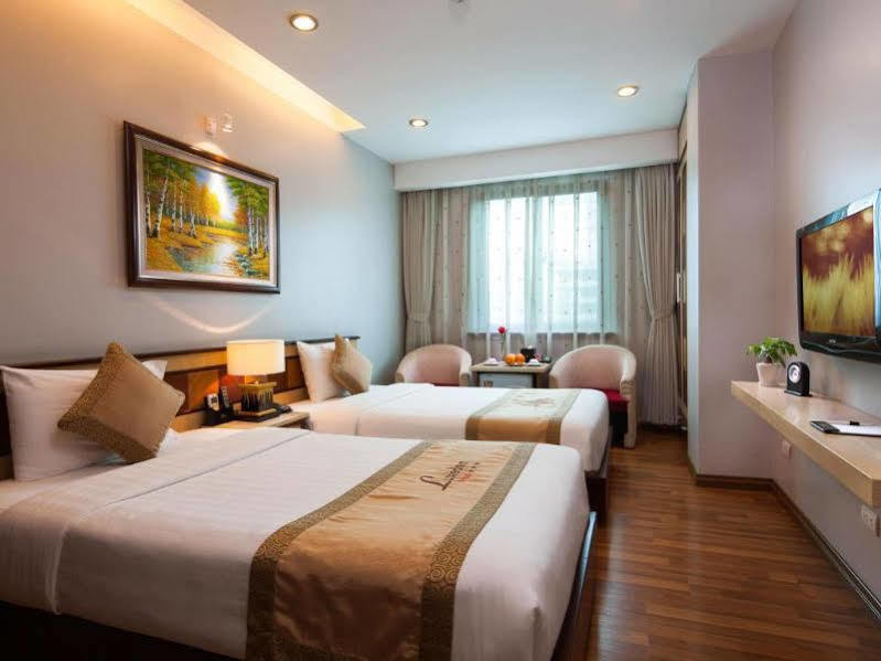 Luxeden Hotel Hanoi Buitenkant foto